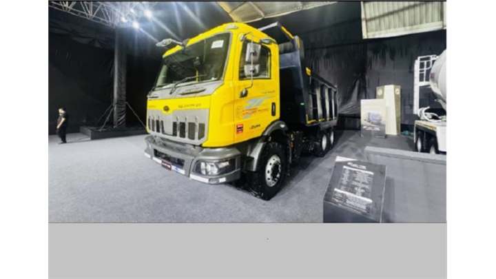 Mahindra Blazo i-TRK 28 Tipper Trucks